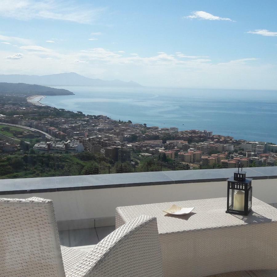 Villa Treglia B&B Formia Bagian luar foto