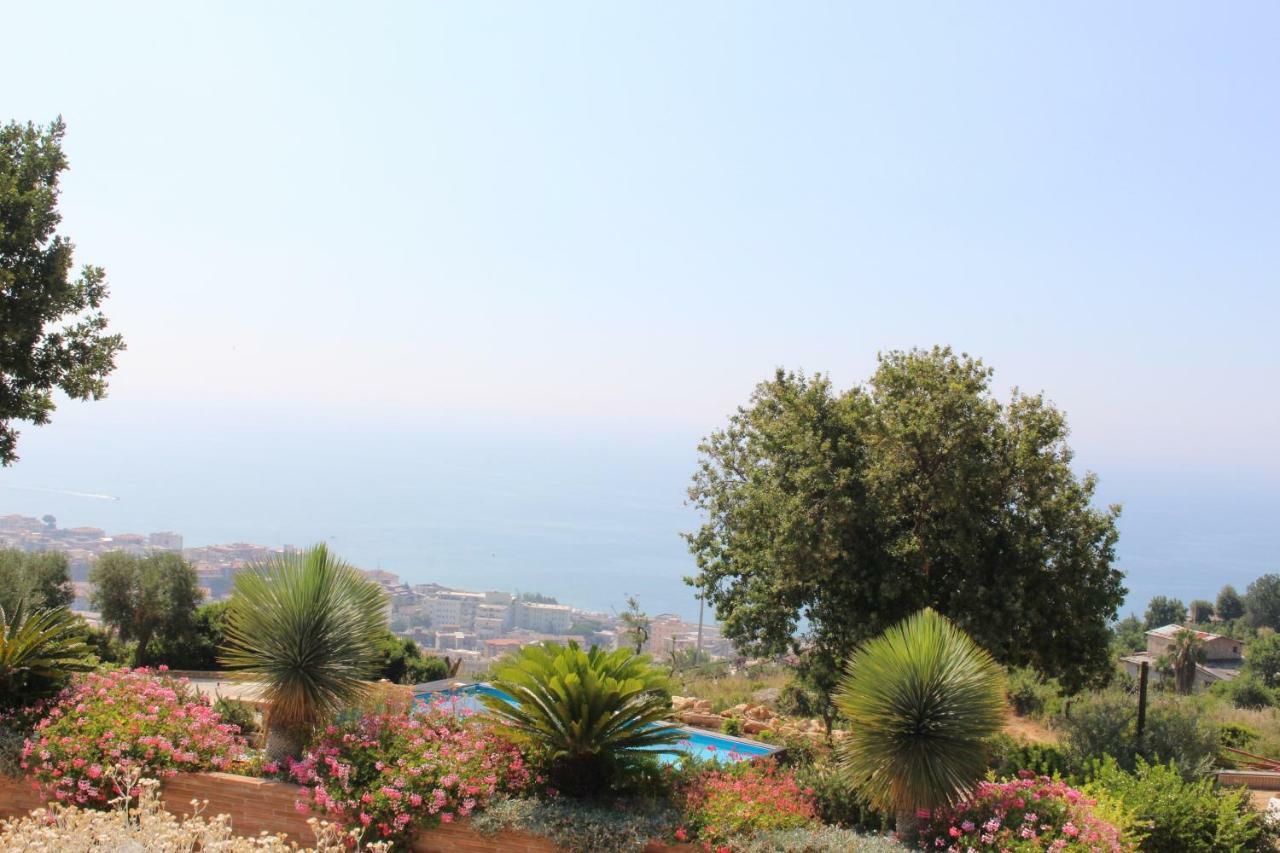 Villa Treglia B&B Formia Bagian luar foto